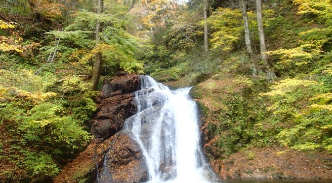背戸峨廊～二ツ箭山
