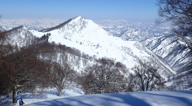 城郭朝日山〜古町丸山〜尾白山