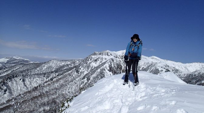 鹿俣山〜獅子ヶ鼻山〜長沢〜尼ヶ禿山